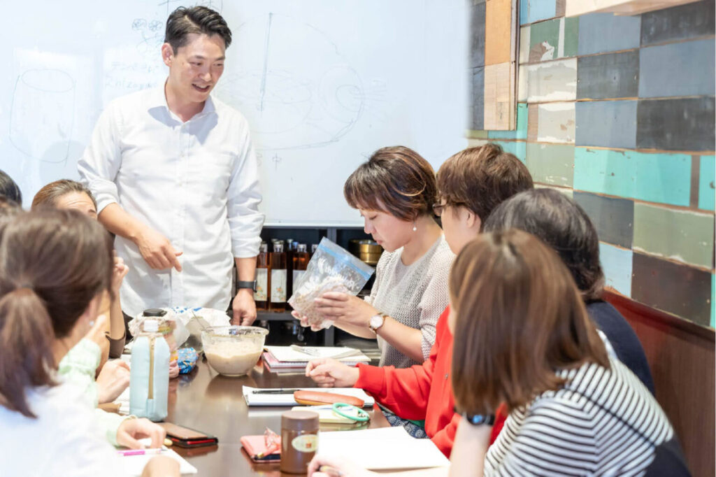 伝統発酵アカデミー 麹学講座の風景